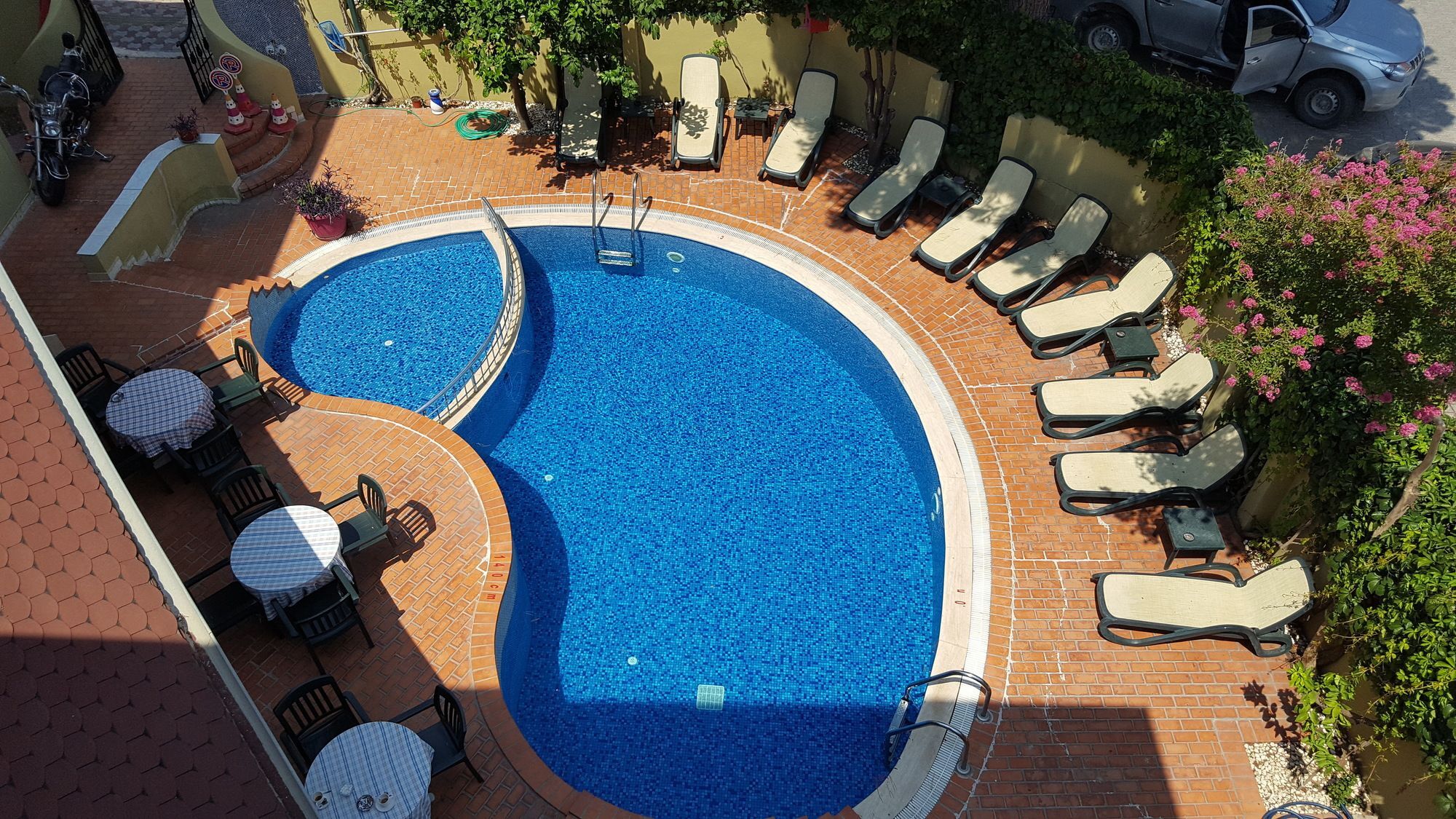 קמר Bade Hotel מראה חיצוני תמונה