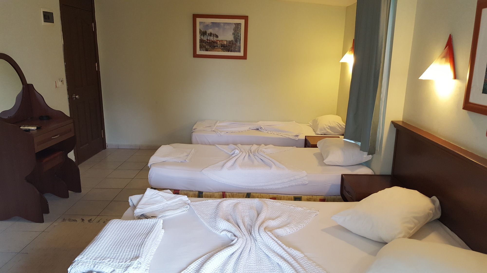 קמר Bade Hotel מראה חיצוני תמונה